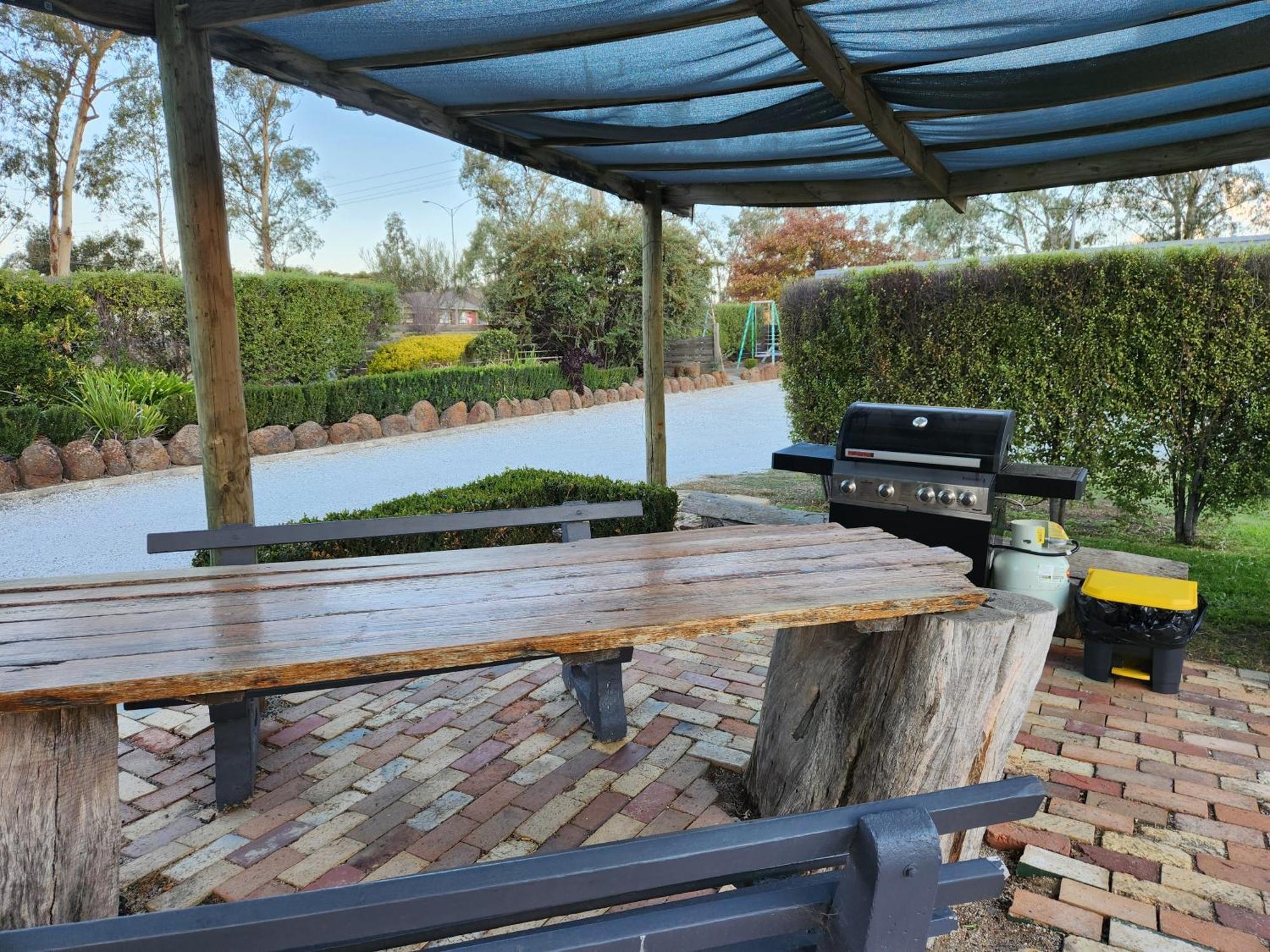 Calder Family Motel Bendigo Exterior photo